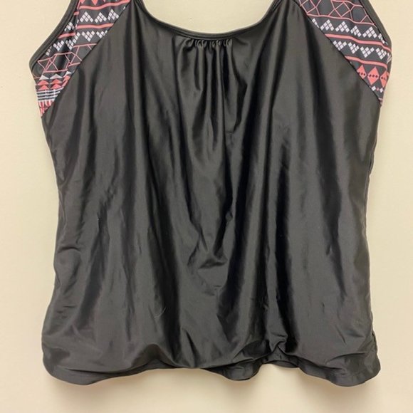 Shein Plus Size Geometric Print Ruched Tankini Top and Swim Shorts, size 3XL - Picture 3 of 11